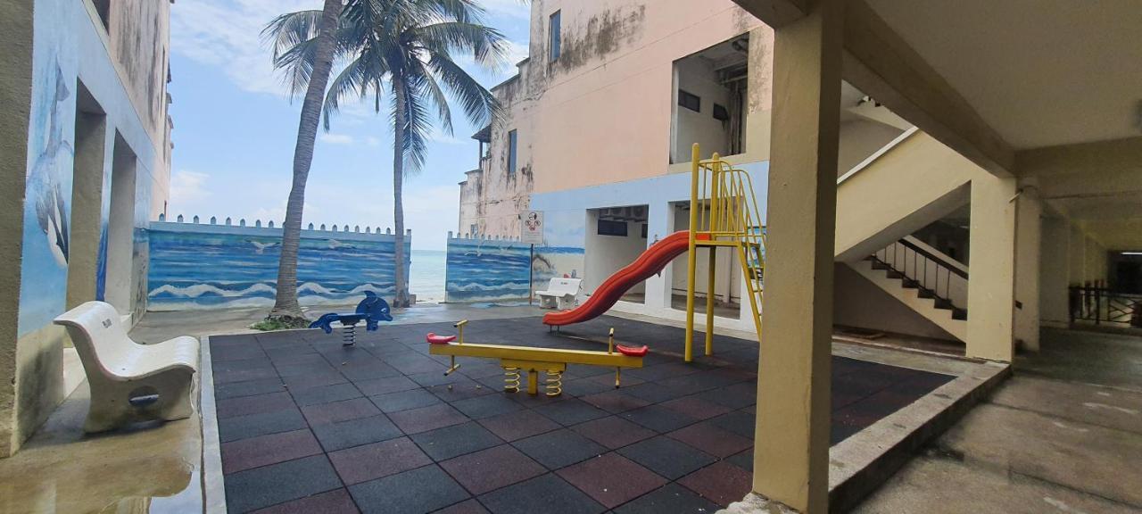 Paradise Seaview Homestay Port Dickson Exterior photo